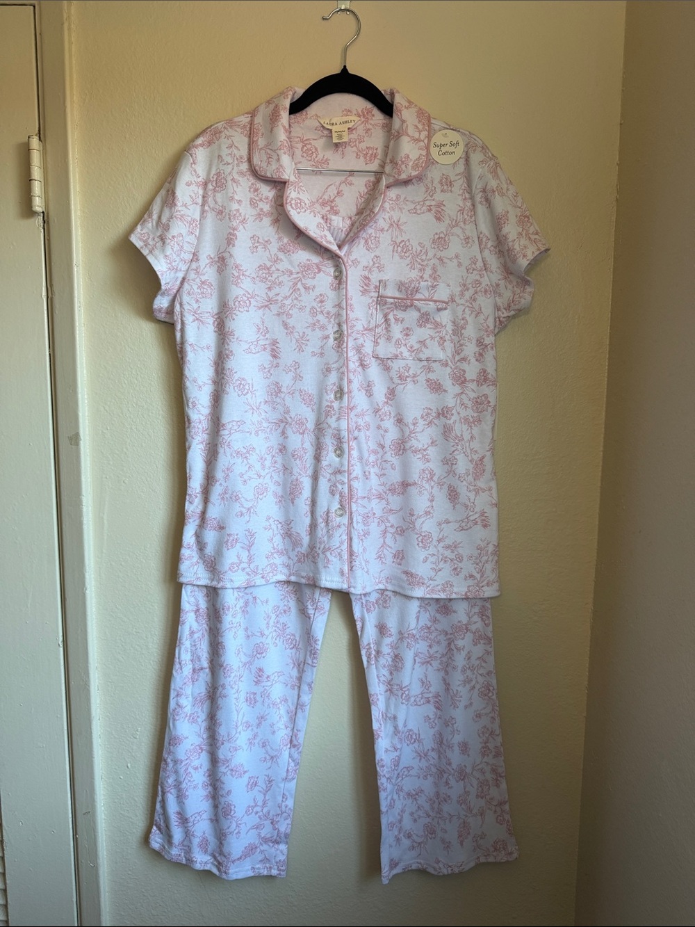 NWT Laura Ashley Cozy Women’s Pink Floral Short-Sleeve Cotton Pajama Set